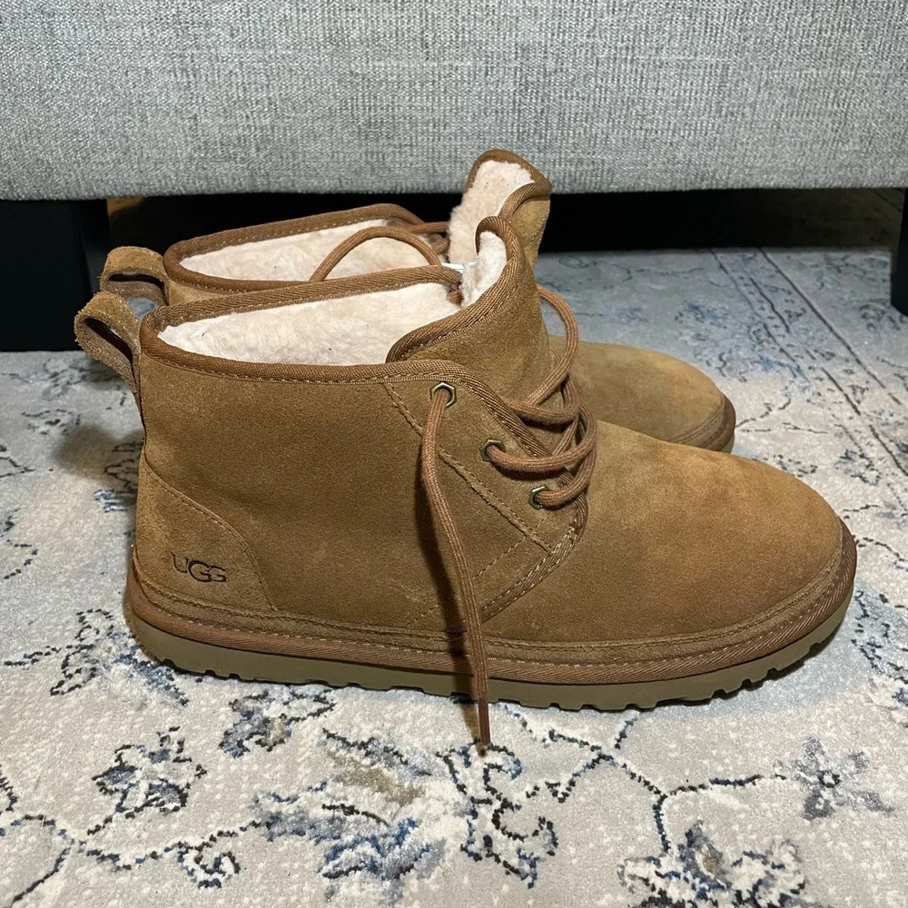 UGG Neumel Women's Boots In Chestnut